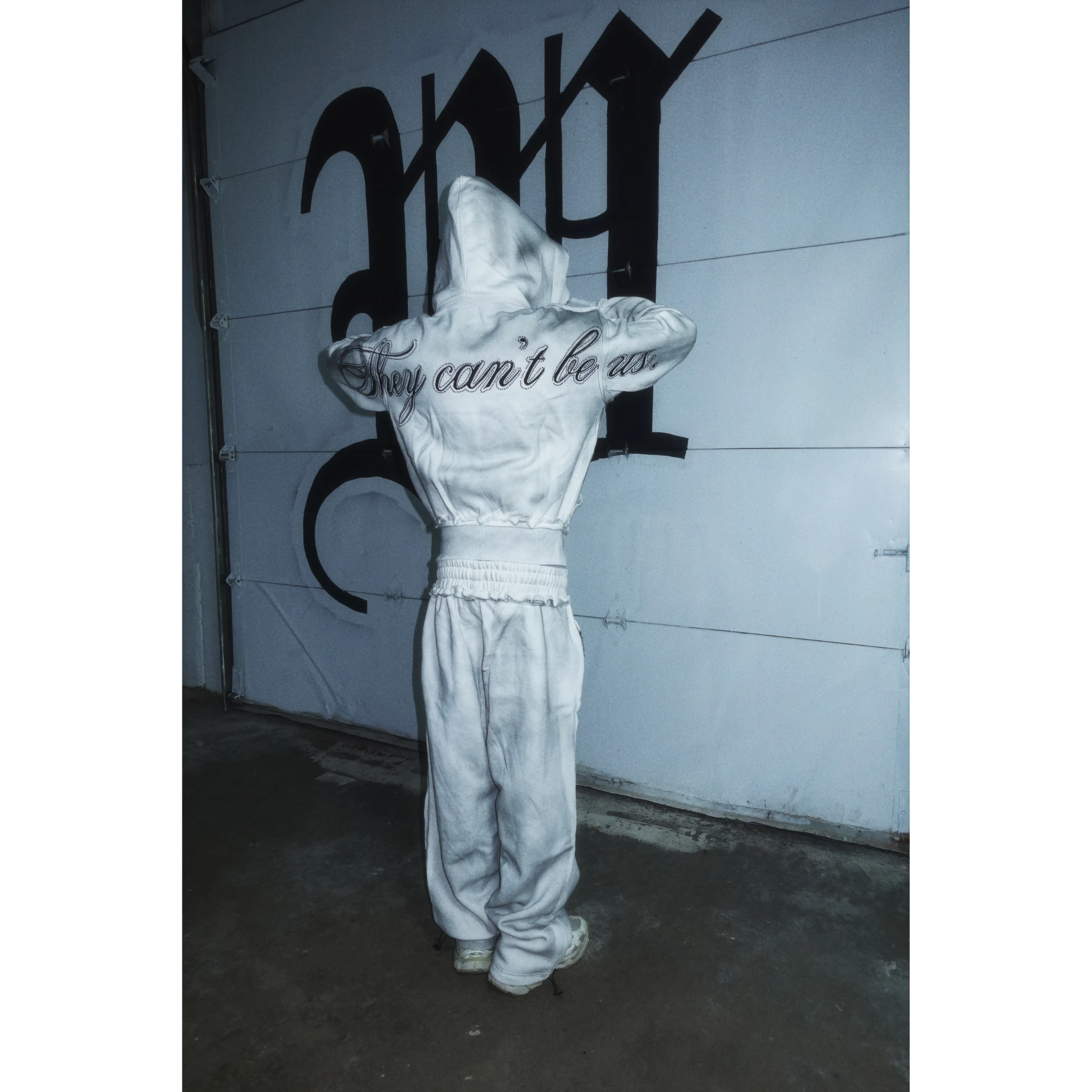 "DIRTY SNOW" CRYSTALIZED SWEATSUIT