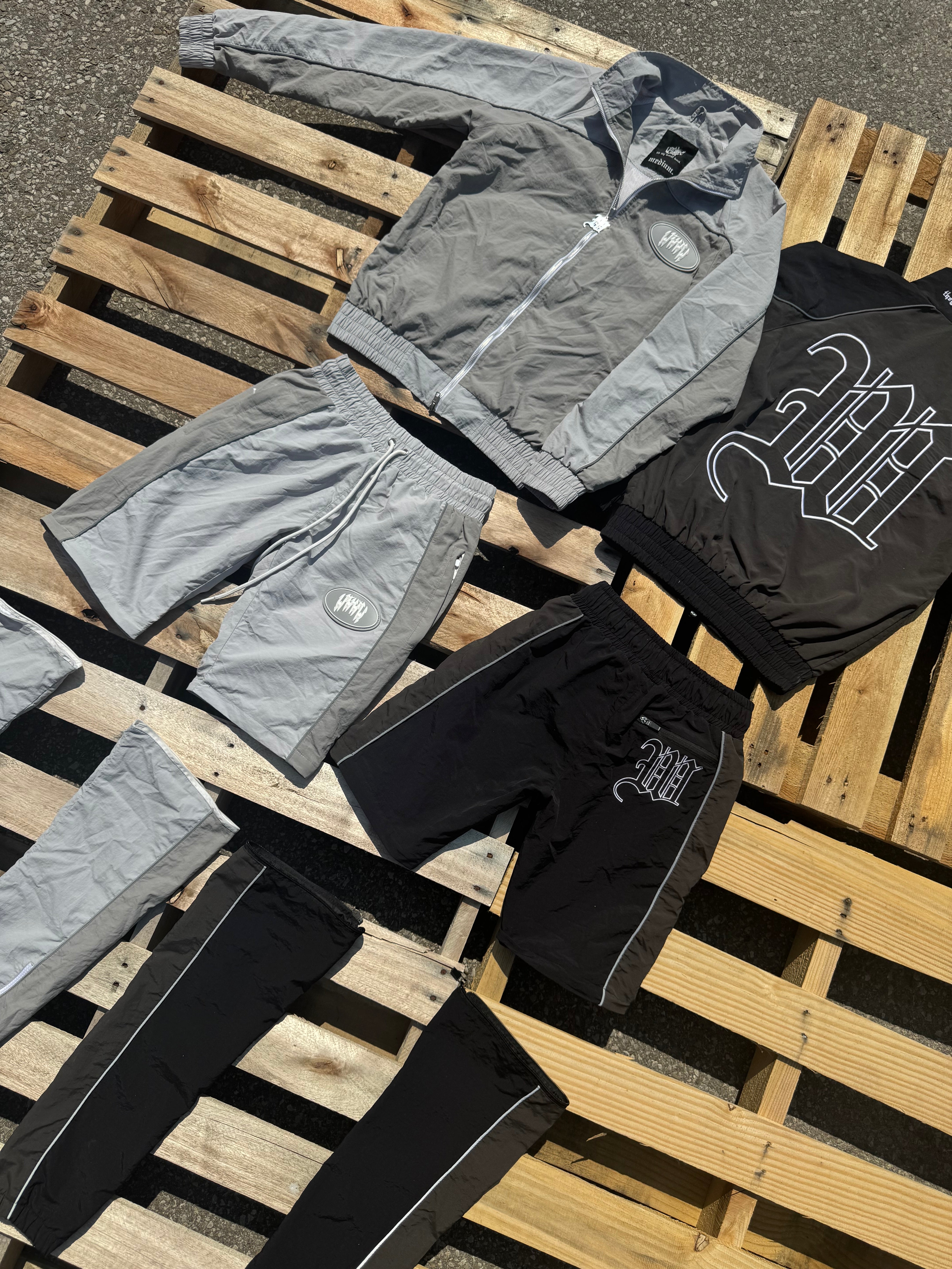 PLATINUM SHELL JACKET + 3 FREE BUNDLE